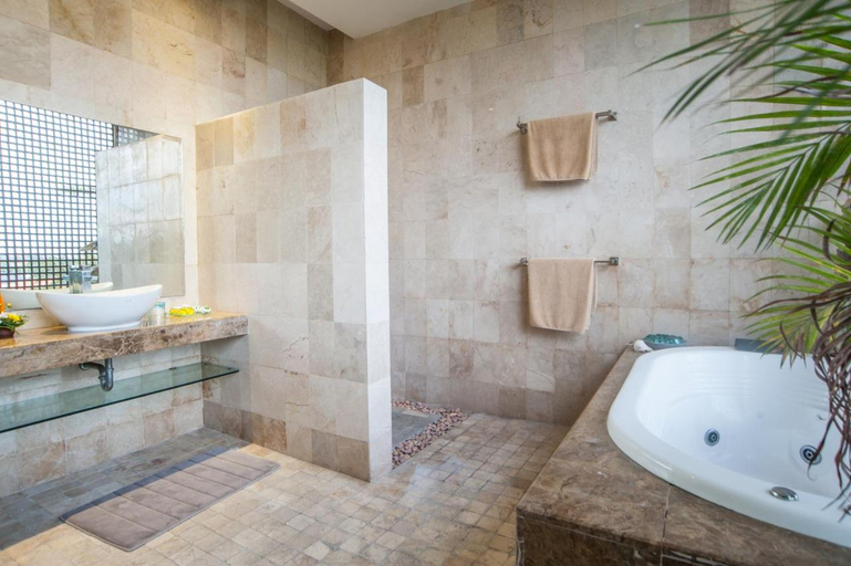 Bathroom 5, Bali Mystique Hotel & Apartment, Badung