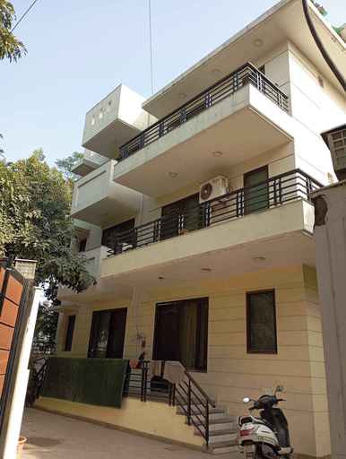 Exterior & Views 2, Hotel Royal India - South City 1, Gurgaon