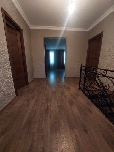 Others 2, Inga's Apartments, Tkibuli