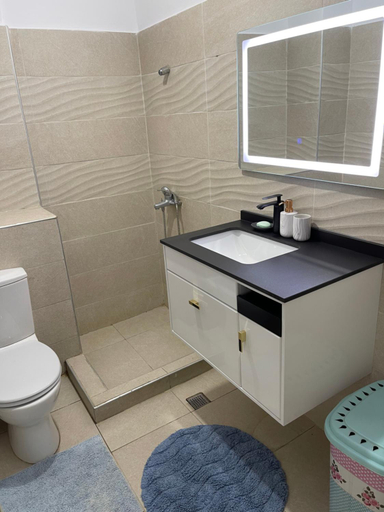 Others 4, Cozy Beachside Apartment, Durrësit