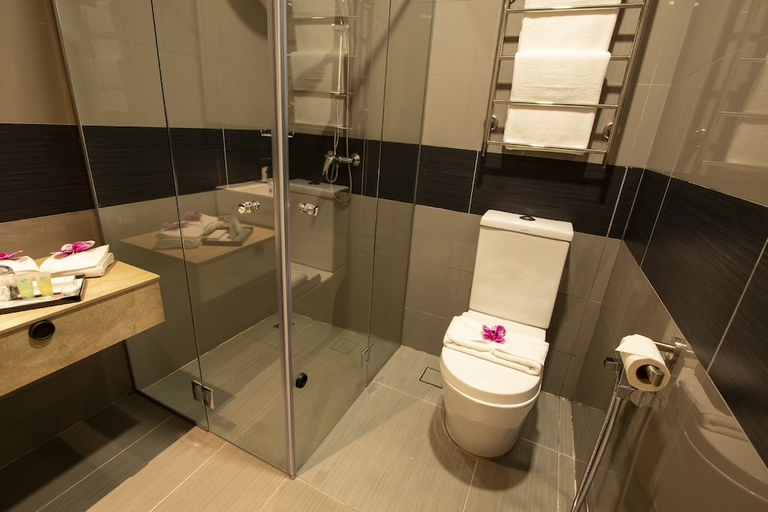 Bathroom 3, AZ HOTEL & SERVICED APARTMENTS, Labuan
