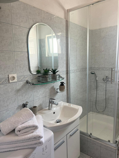 Bathroom 3, Apartments Curnic, Dugi Rat
