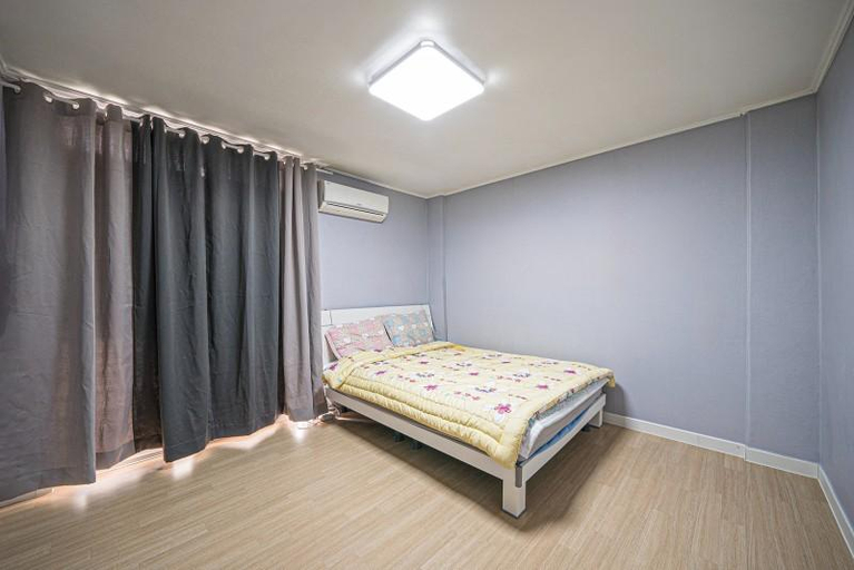 Bedroom, Gunwi Palgongsan Hilltop Pension, Gunwi