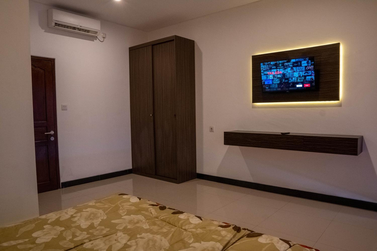 Bedroom 9