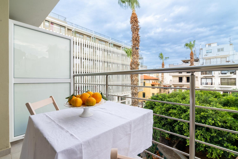 Food & Drinks 2, Boutique Apartment with ParkView, Crete