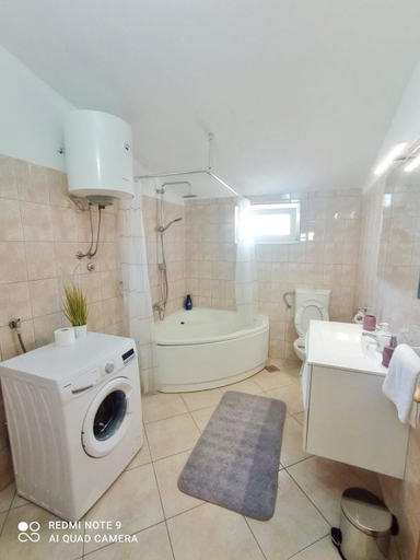 Bathroom 4, Apartman Mia with pool1, Split