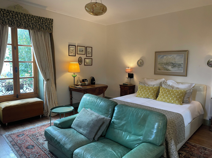 Bedroom 4, La Grenouille Noire, Allier