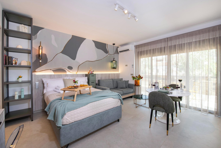 Bedroom 3, Flos Apartments, Crete