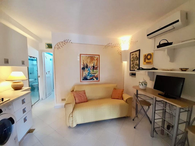 Living area 3, Residence in Marinella just 300 mt from the sea, Olbia-Tempio