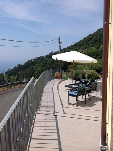 Others 5, Affittacamereirosmarini, La Spezia