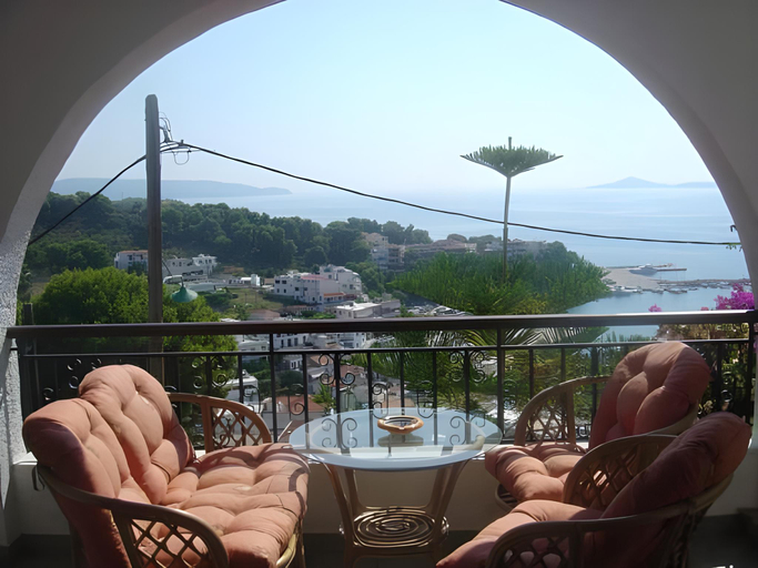Balcony/terrace 5, Captain George's Apartments, Thessaly