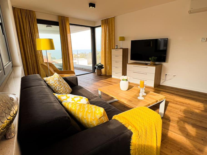 Bedroom, Villa Mirno More Apartments, Malinska-Dubašnica