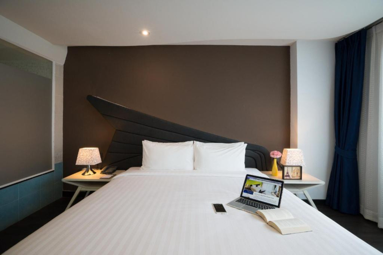 Bedroom 4, Blue Boat Hotel JC, Pattaya