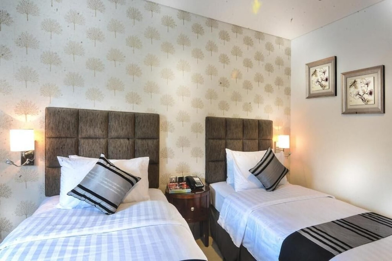 Bedroom 25