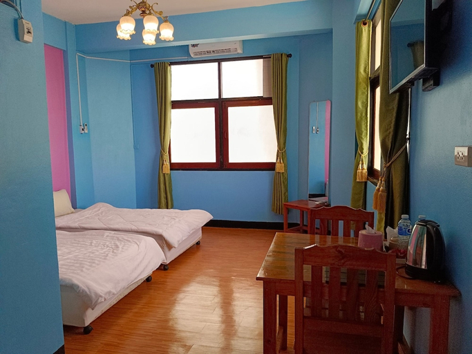 Bedroom 16