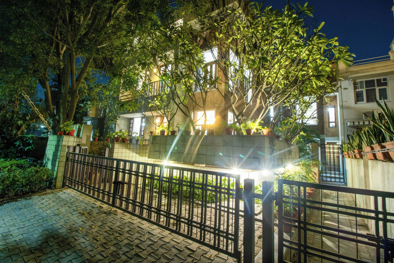 Exterior & Views 2, Opulent Antique 6BR Villa in Gurugram, Gurgaon