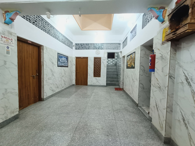 Others 3, Shri Bholanath Atithi Bhavan, Varanasi