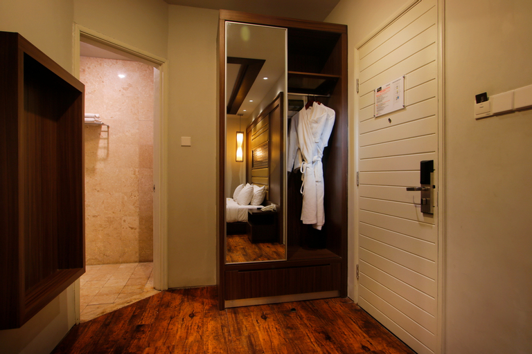Bathroom 5