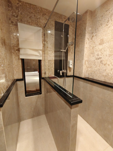 Bathroom 4, The Lokha Legian Resort & Spa, Badung