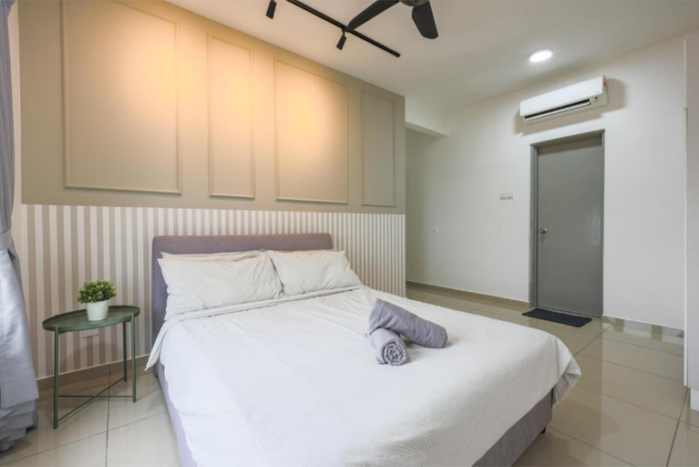 Bedroom 3, The Edge Residence by Favspace, Subang Jaya