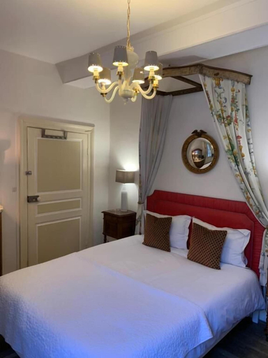 Bedroom 3, La Grenouille Noire, Allier