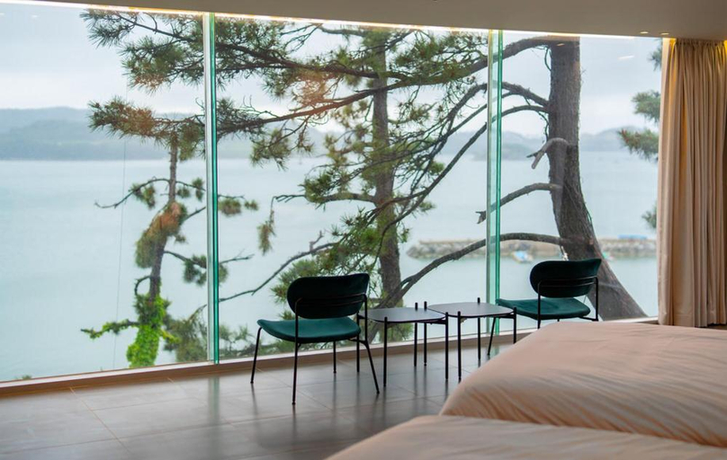 Bedroom 2, La Terrace Boutique Resort & Spa, Yeosu