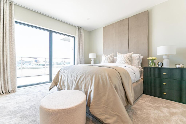 Bedroom 2, NOVU Apartments Liverpool Waterfront, Sefton