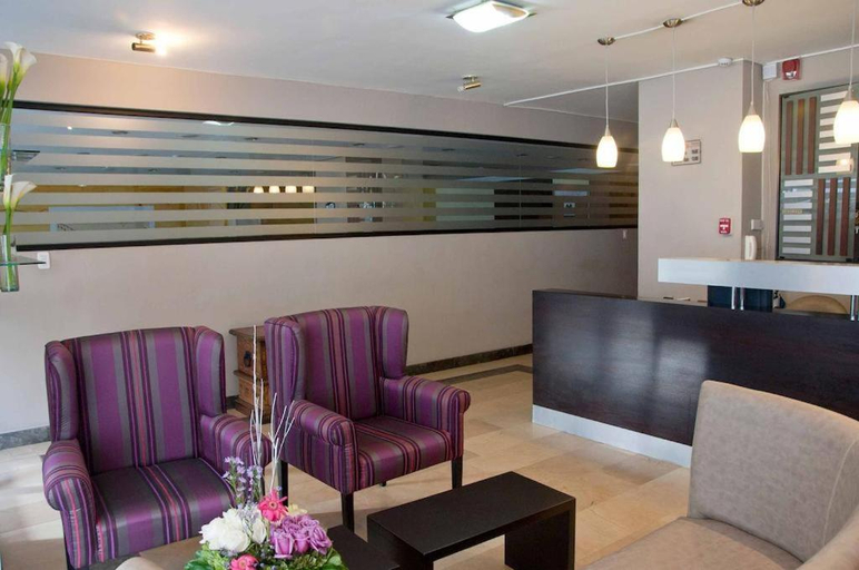 Others 2, Walther Suites, Quito
