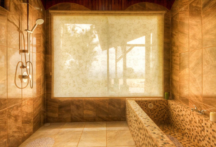 Bathroom 5, GreenLagoon Arenal Waterfall Villas, San Ramón