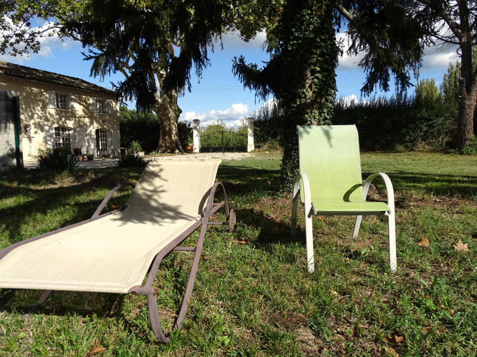 Others 3, Logement charme provencal, Bouches-du-Rhône