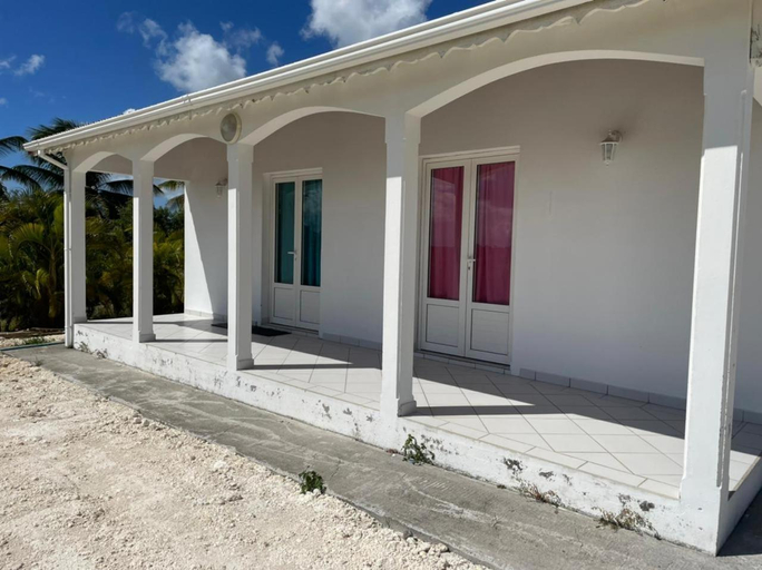 Exterior view 4, ARCHE DE L'ISLE, Petit-Canal