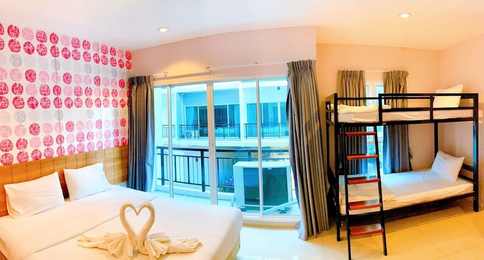 Bedroom 23