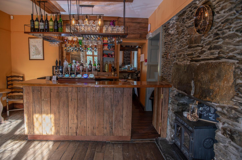 Food & Drinks, The Berwyn Arms, Denbighshire