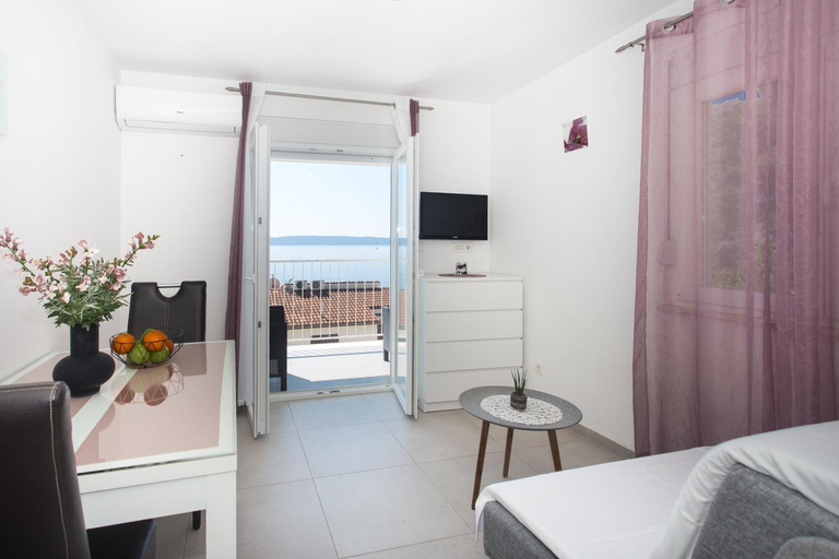 Bedroom, Apartments Bandic - 30 meters to the beach, Okrug