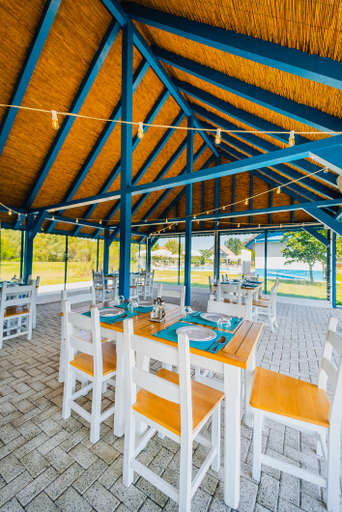Food & Drinks 4, Cherhana Resort, Crisan