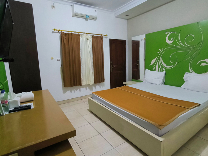 Bandengan Beach Hotel Jepara 2, Jepara