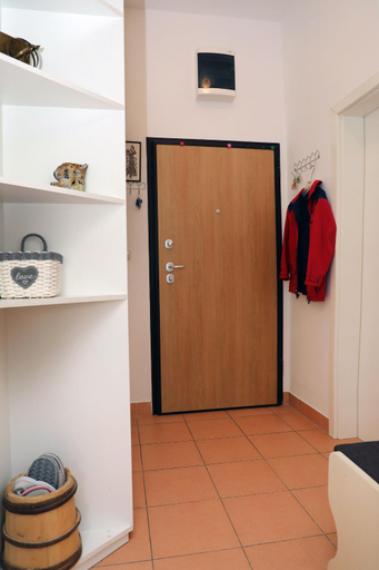 Others 4, Apartment Elena 2 Zagreb City with garage, Zagreb