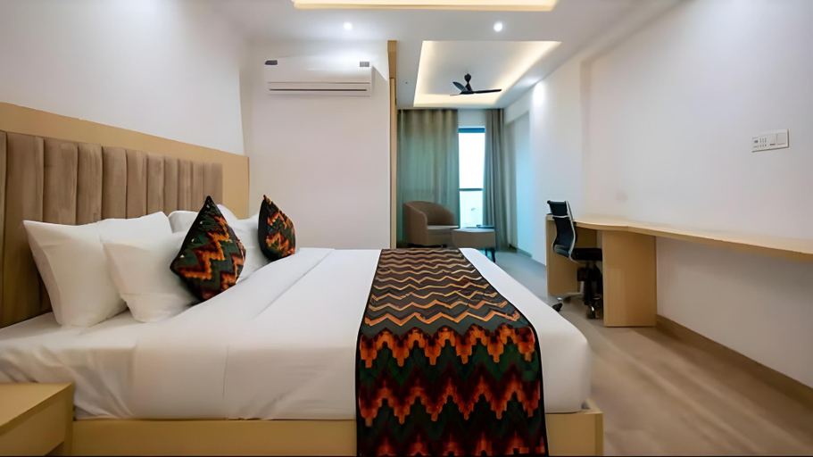 Others 5, Luxurious Service Apt | Ace location | Downtown, Jaipur