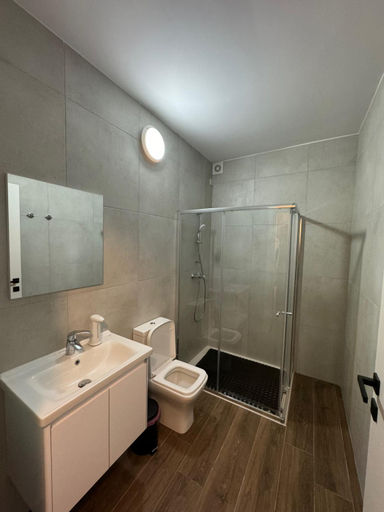 Others 2, Modern Studio in Central Victoria