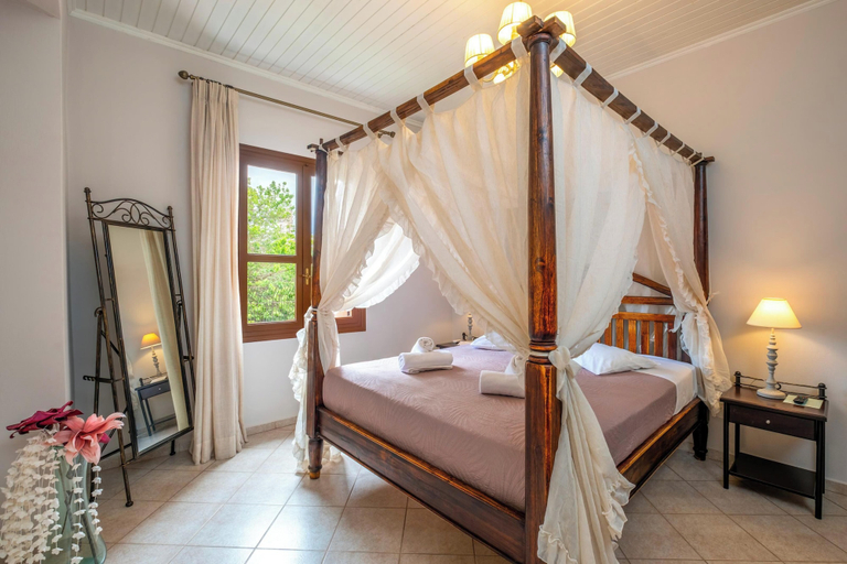 Bedroom 4, Santa Elena Rooms, Crete