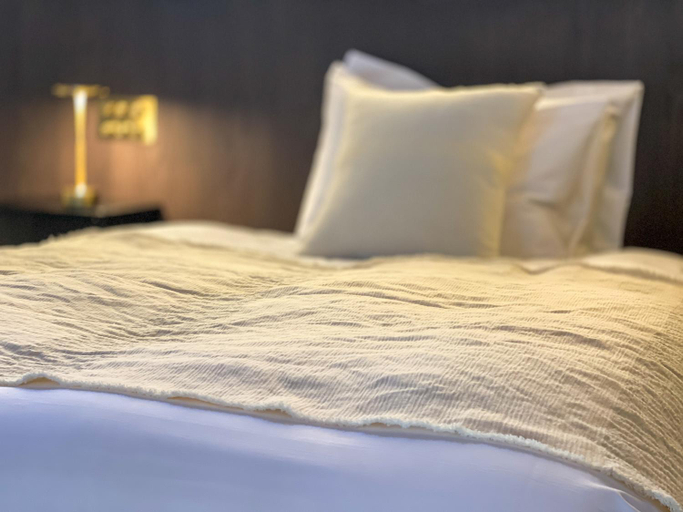 Bedroom 23