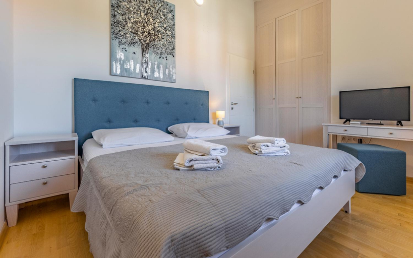 Bedroom 3, Lotus Villas Resort, Pula