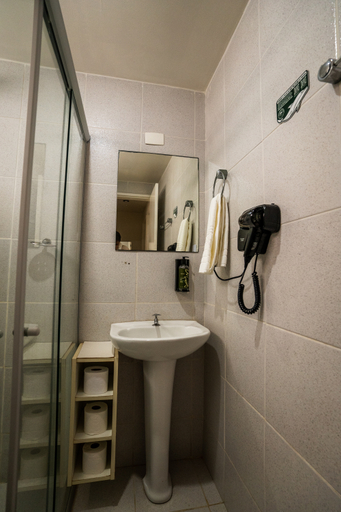 Bathroom 4