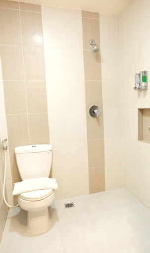 Bathroom 7