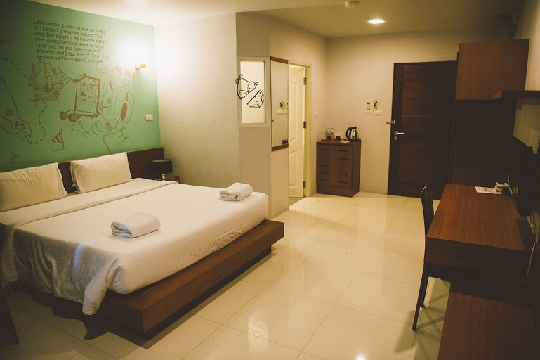 Bedroom 21