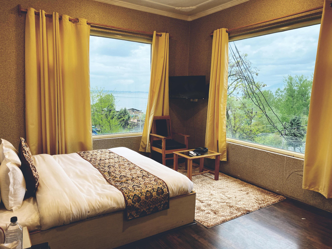 Bedroom 2, Rozan Jaai Orchard Hotel, Srinagar