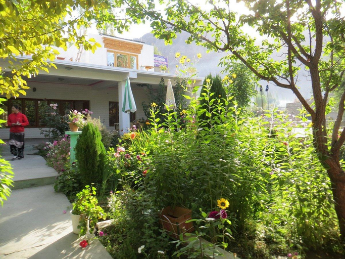 Others 4, AO Guest House, Leh