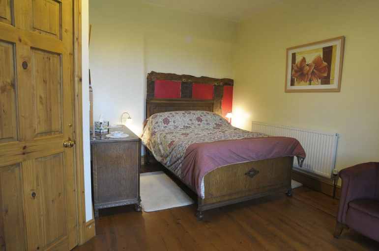 Bedroom 3, Broome Park Farm B&B, Shropshire