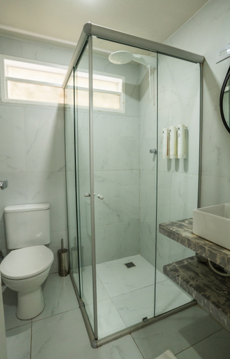 Bathroom 4