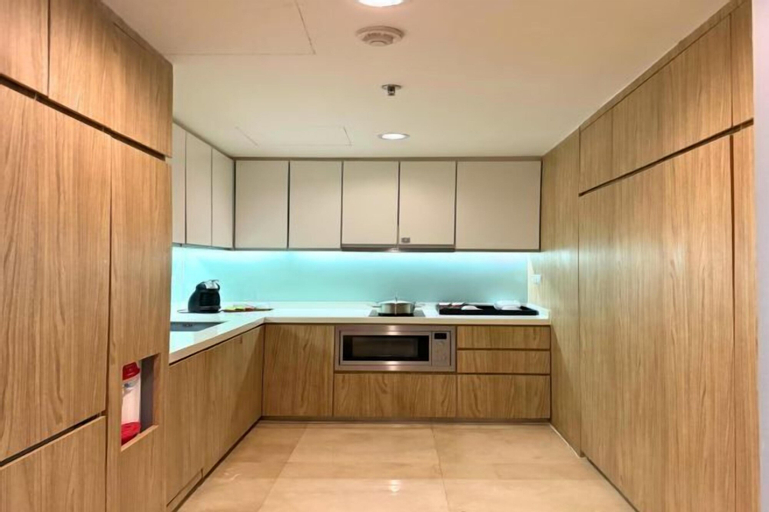 Dining Room 18